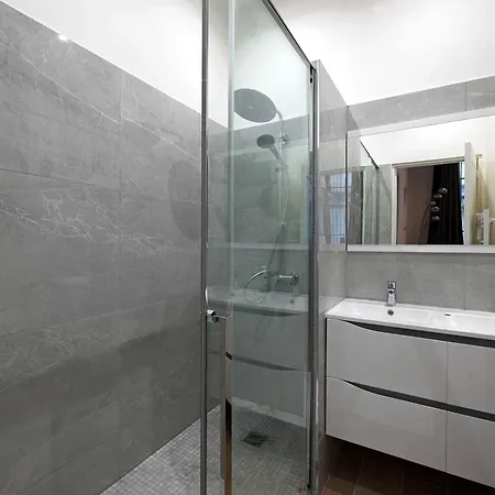 Bel Buttes-chaumont Apartment
